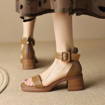 Carina Riemchen-Pumps
