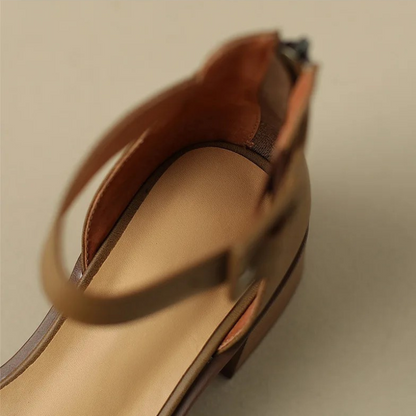 Carina Riemchen-Pumps